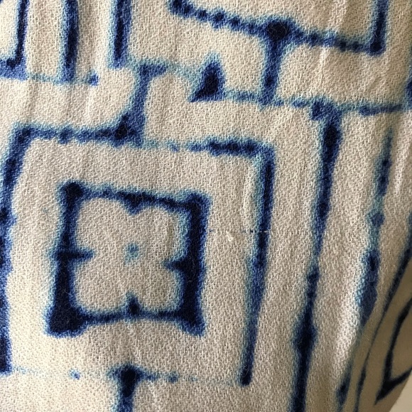 RVCA Lily Romper Blue White Printed NWT Romper L - Picture 16 of 16